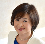 坂本祐央子・岩本美恵子・竹嶋真紀・菱沼純子